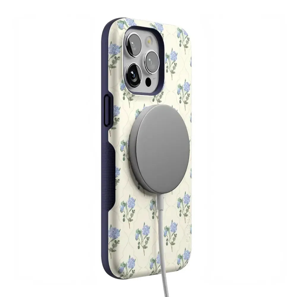 Vintage Garden | Blue Hydrangea Case
