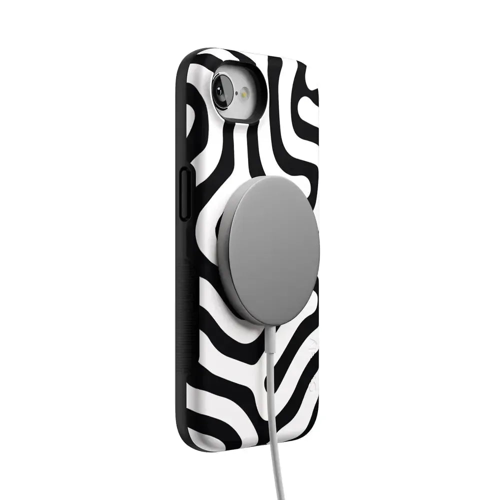 Maze | High Contrast Design Case