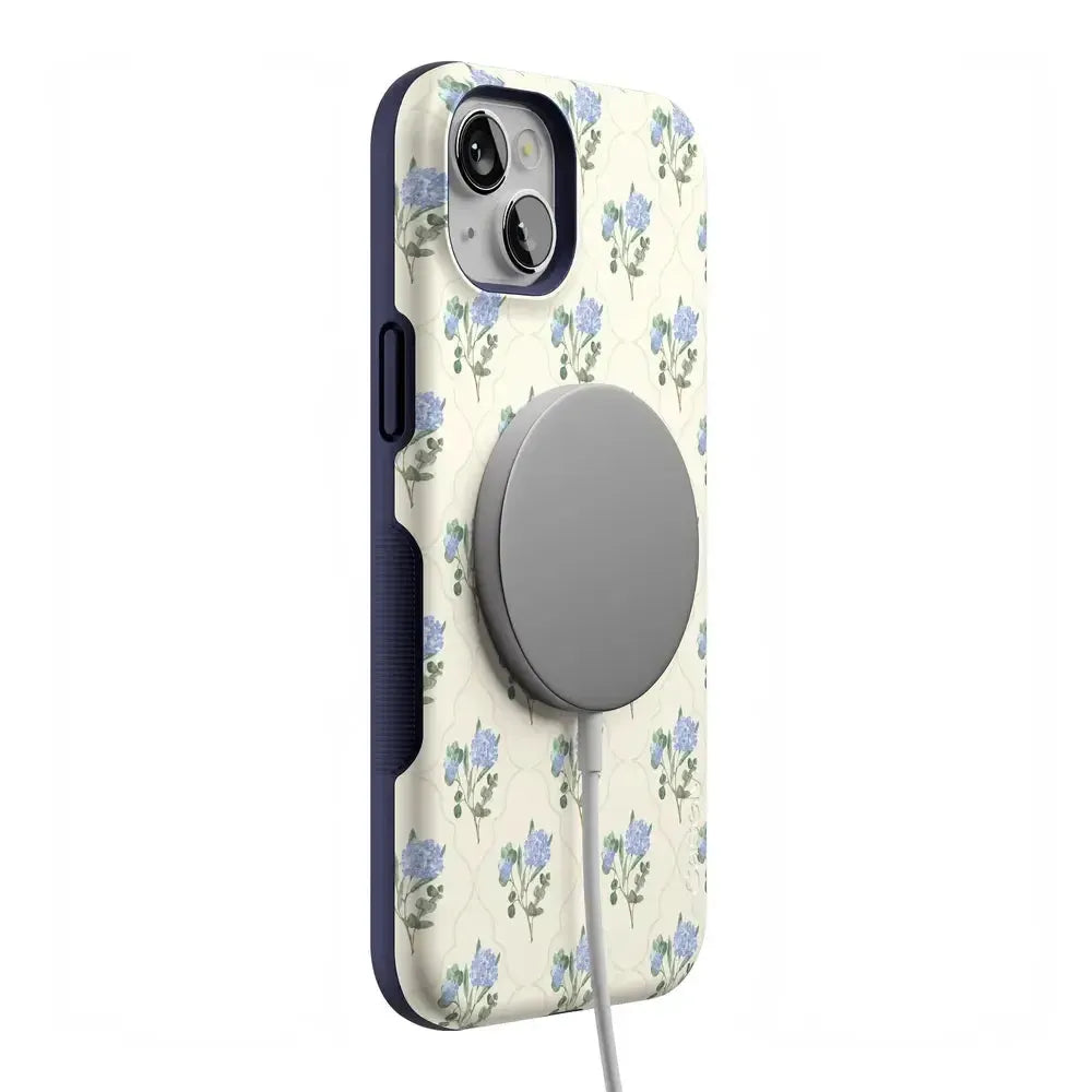 Vintage Garden | Blue Hydrangea Case