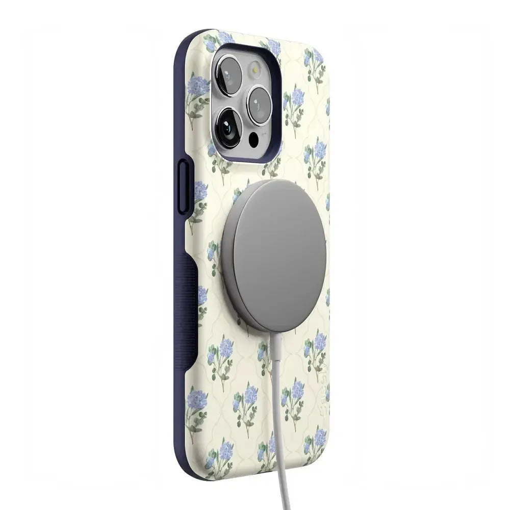 Vintage Garden | Blue Hydrangea Case